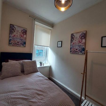 Lovely 2 Bedroom Apartment In The Centre Of Hawick Luaran gambar